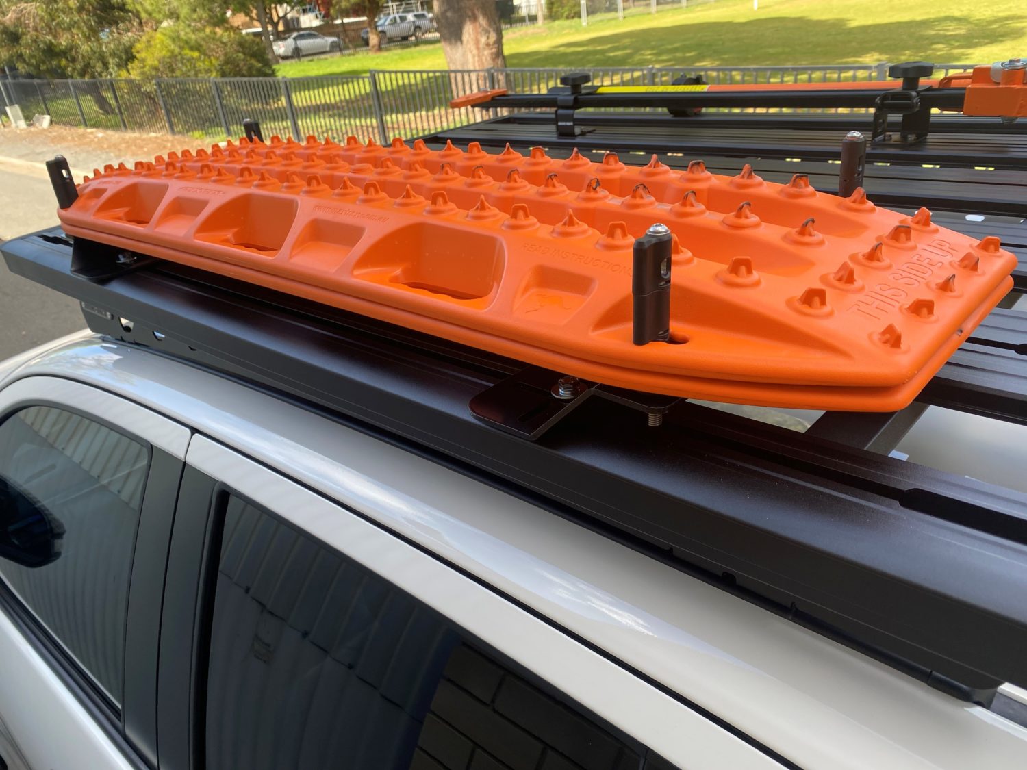 MaxTrax Holder Brackets(pr) with 4 x MaxTrax pins Roof Rack World